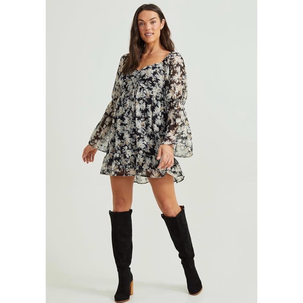 Peach Love California Boutique Long Sleeve Chiffon Floral Dress Size Medium